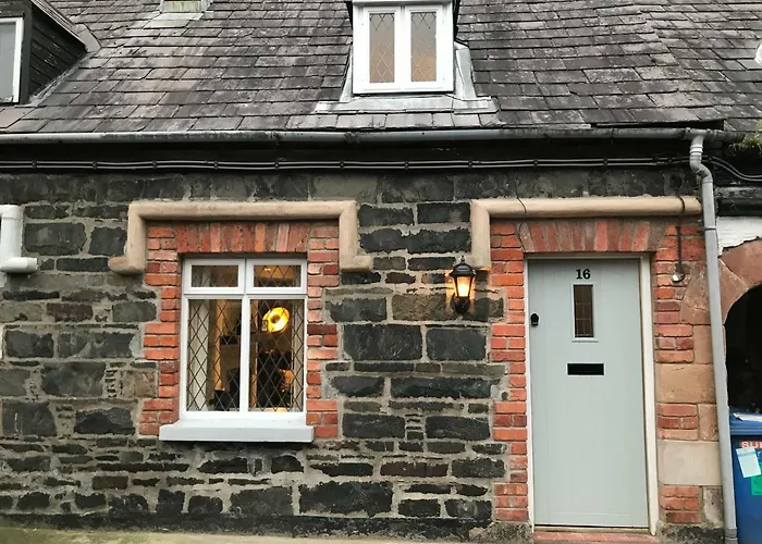 Arthur Street Guest Cottage No16
